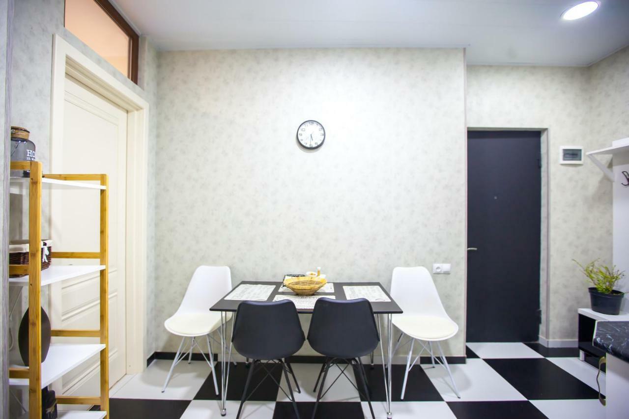 Artemida Apartment Tbs ティビリシ エクステリア 写真
